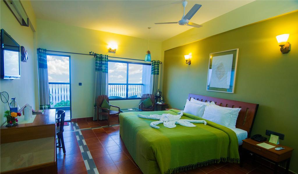 Forest Glade Resorts Chithirapuram 外观 照片