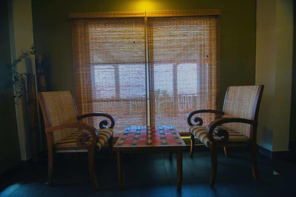 Forest Glade Resorts Chithirapuram 外观 照片