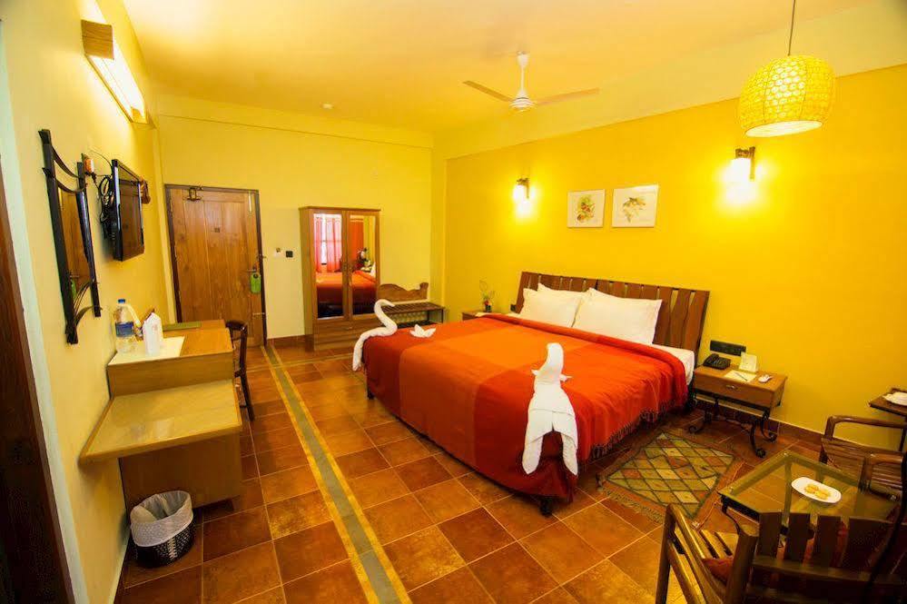 Forest Glade Resorts Chithirapuram 外观 照片